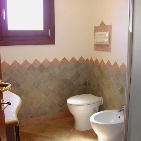 Apartman Il Giardino Di Lisa Budoni